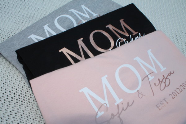 Damen T-Shirt "MOM" personalisiert/rosa