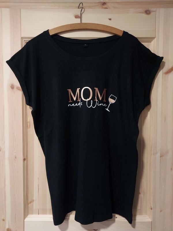 Damen T-Shirt "MOM needs Wine" personalisiert / schwarz